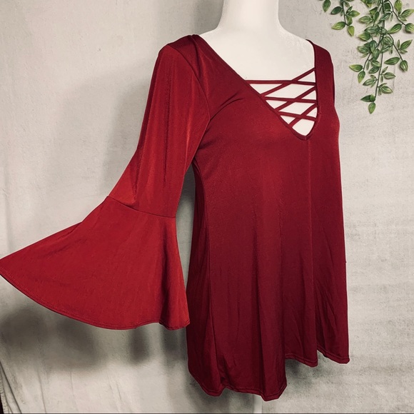 Cloudless | Garnet Renaissance Style Blouse - Picture 2 of 4